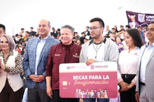 Hidalgo, segundo estado con m&aacute;s becas para universitarios: Julio Menchaca&nbsp;&nbsp;&nbsp;&nbsp;  &nbsp;