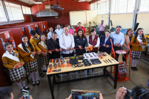 Gobierno de Hidalgo atiende necesidades de infraestructura de los alumnos de Atotonilco de Tula y Tepetitl&aacute;n