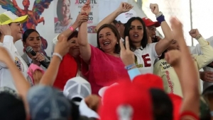 X&oacute;chitl G&aacute;lvez recibe bast&oacute;n de mando y promete recursos para pueblos ind&iacute;genas