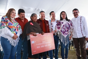 Con inversi&oacute;n superior a los 130 mdp, Julio Menchaca fortalece la infraestructura en Acaxochitl&aacute;n