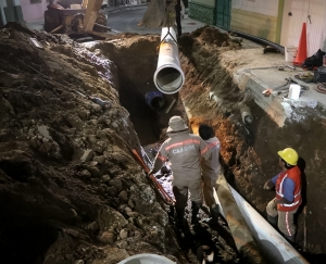 Caasim, concluye trabajos de reparaci&oacute;n de una fuga, en calle Lorenzana, colonia Morelos