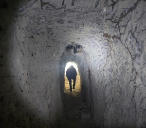 Asegura PGJEH inmueble con t&uacute;nel para extracci&oacute;n ilegal de hidrocarburo
