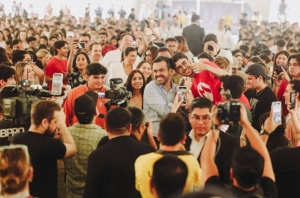 &Aacute;lvarez M&aacute;ynez propone cerrar todas las refiner&iacute;as del pa&iacute;s para transitar a las energ&iacute;as limpias