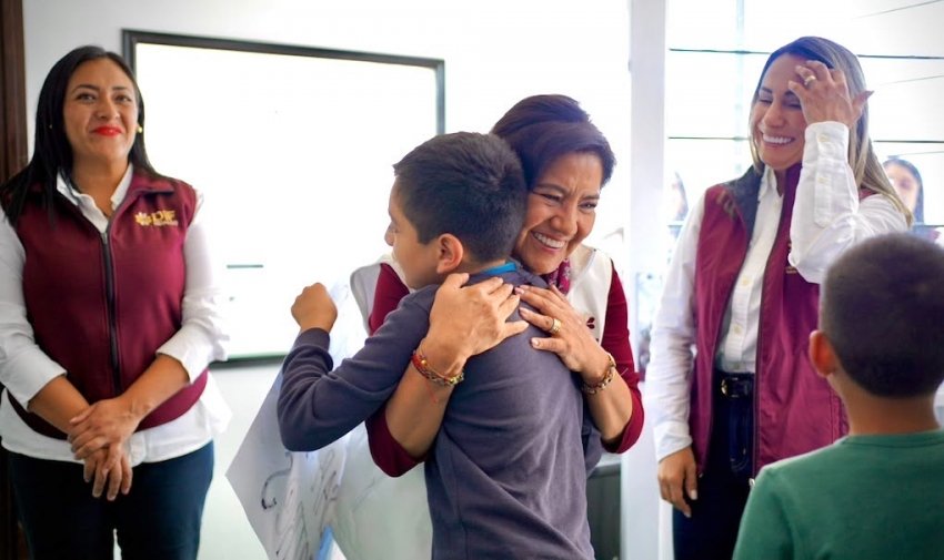 Trabajo conjunto acerca servicios de calidad a las familias de Cuautepec