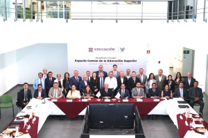 Natividad Castrej&oacute;n consolida agenda de educaci&oacute;n superior