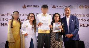 33 pacientes del Hospital del Niño DIF Hidalgo concluyen estudios con el programa Sigamos Aprendiendo