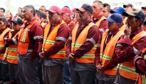 SIPDUS mejora condiciones laborales de 332 empleados y empleadas