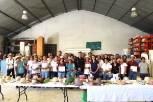 Artesanas y artesanos del Valle del Mezquital suman nuevas t&eacute;cnicas a su trabajo