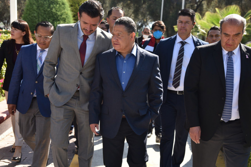 El cambio de r&eacute;gimen nos obliga a generar un gobierno cercano: Menchaca