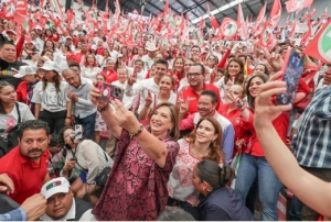 X&oacute;chitl G&aacute;lvez promete hacer de Hidalgo una potencia agr&iacute;cola