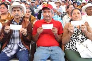 Entrega Saderh apoyos por 17.6 millones de pesos para familias rurales