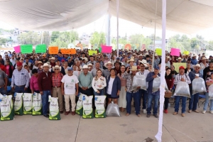 Fortalece Hidalgo su liderazgo nacional en producci&oacute;n acu&iacute;cola con entrega regional de 900 mil cr&iacute;as de peces