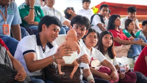 Concientizan sobre el embarazo adolescente a estudiantes de Huejutla