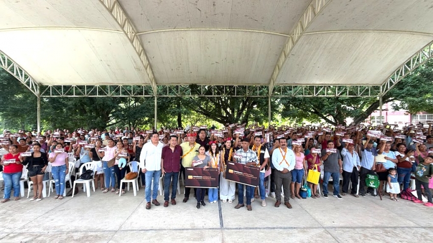 Verifica Contraloría entrega de programas sociales en Jaltocán
