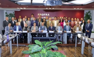 Sesiona Comité Técnico de Becas para la Transformación 2025