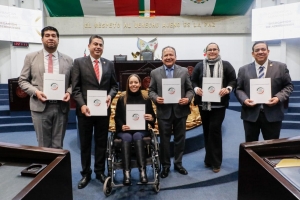 Recibir&aacute;n servidores p&uacute;blicos del congreso del estado reconocimientos por la terminaci&oacute;n de maestr&iacute;as