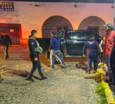 Familia es atacada a balazos en Nopala de Villagrán