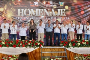 Homenaje al Personal de Apoyo y Asistencia a la Educaci&oacute;n