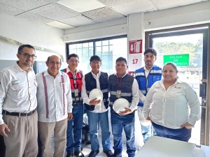 Estudiantes de la UTHH realizan estad&iacute;a profesional en PEMEX Tabasco