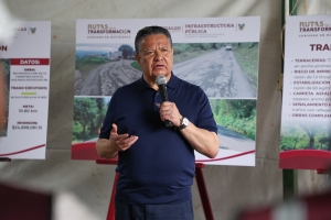 Refrenda Menchaca Salazar cooperaci&oacute;n entre administraciones municipales y el gobierno estatal