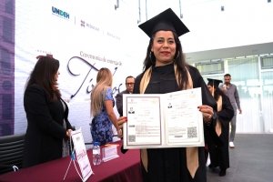 UNIDEH entrega 65 t&iacute;tulos y suma nuevos Campus Virtuales