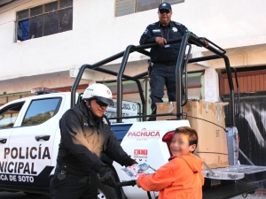 SSP de Pachuca celebra el D&iacute;a de Reyes con ni&ntilde;os y ni&ntilde;as