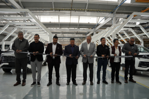 Inaugura Julio Menchaca l&iacute;neas de producci&oacute;n de Giant Motors Latinoam&eacute;rica - JAC M&eacute;xico