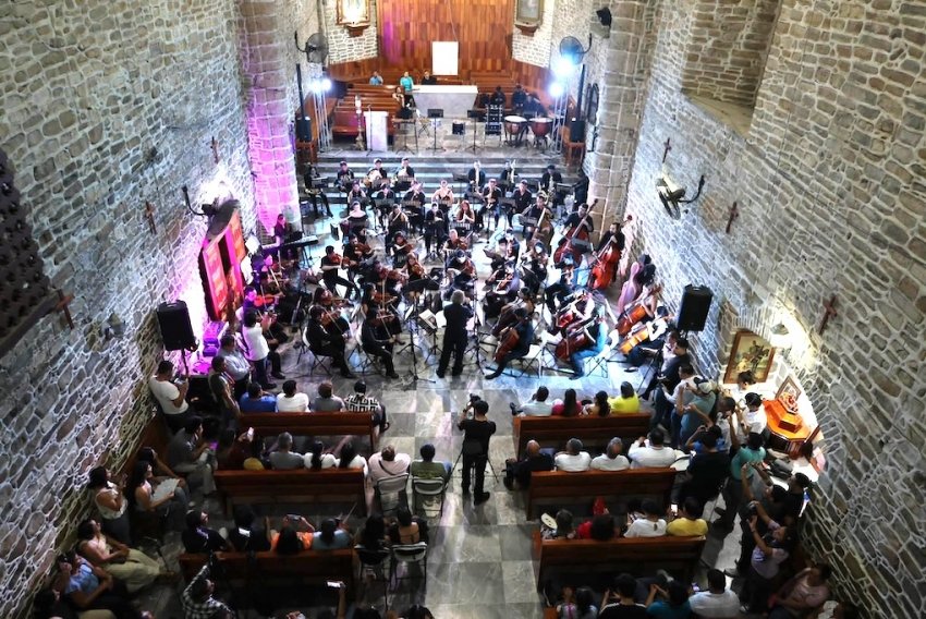 Ecos Orquestales lleva música sinfónica a la Catedral de Cristo Rey de Huejutla