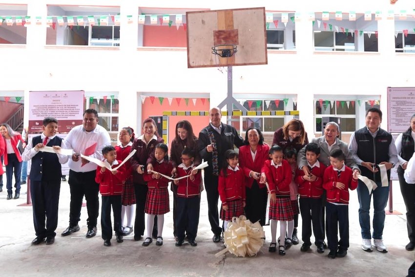 Huichapan recibe infraestructura educativa por 12.9 mdp