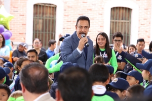 Es prioridad para las autoridades, mantener las condiciones necesarias que permitan consolidar a la familia como el núcleo sobre la cual pueda sustentarse la política del desarrollo social del estado