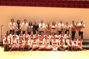 Ni&ntilde;as y Ni&ntilde;os Cantores de Hidalgo llevan a M&eacute;xico a Colombia