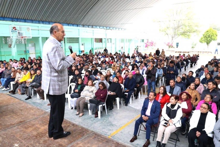 Promueve Natividad Castrejón la formación familiar en Mixquiahuala