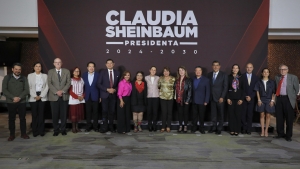 Presenta Menchaca Salazar proyectos estrat&eacute;gicos a Claudia Sheinbaum