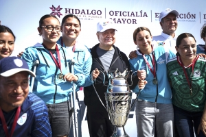 Menchaca entrega Ciudad Deportiva&nbsp;&nbsp;