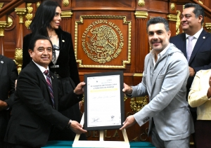 Poder Legislativo reconoce al Congreso de la Ciudad de M&eacute;xico con la distinci&oacute;n La Mina del Tiempo
