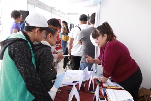 Feria vinculó a mujeres con el sector laboral 