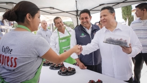 El arte seguir&aacute; inundando los espacios p&uacute;blicos: Alejandro Vel&aacute;zquez