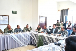 Refuerzan coordinaci&oacute;n interestatal en seguridad en Huichapan