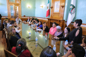 Se re&uacute;ne Jorge Reyes con activistas y asociaciones protectoras de los derechos de los animales