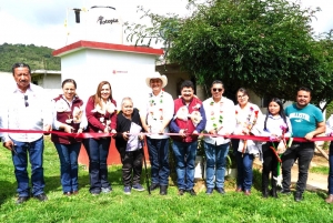 CEDSPI entrega 31 sanitarios con biodigestor a comunidades ind&iacute;genas de Tulancingo y Acaxochitl&aacute;n