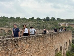 Hidalgo impulsa el turismo cinematogr&aacute;fico con segundo recorrido de locaciones para casas productoras