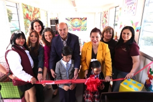 Natividad Castrej&oacute;n pone en marcha Biblio Aula M&oacute;vil en Hidalgo