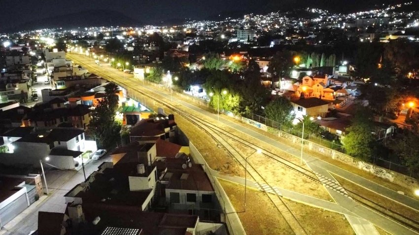 Pachuca atiende rezago de alumbrado con más de 34 mil luminarias