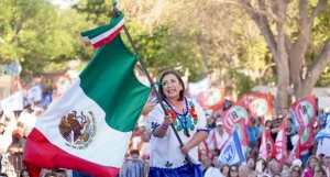 Pacta X&oacute;chitl G&aacute;lvez por mujeres violentadas