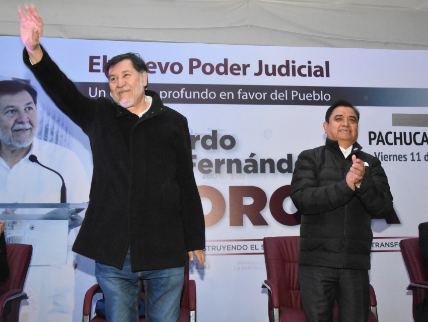 Senador Gerardo Fernández Noroña recibe una cálida bienvenida en el Congreso para presentar el tema sobre la democratización de elección al nuevo Poder Judicial