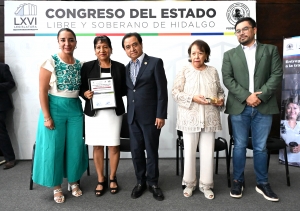 Congreso de Hidalgo reconoce trayectoria y antig&uuml;edad de maestras y maestros hidalguenses