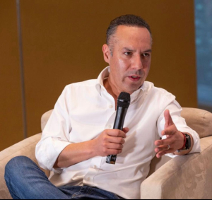 Con Unamos Cr&eacute;ditos, Infonavit te presta m&aacute;s de 4.6 mdp: Canek V&aacute;zquez