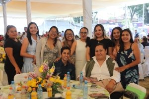 Conmemoran a docentes de Tulancingo y de la Otom&iacute;- Tepehua