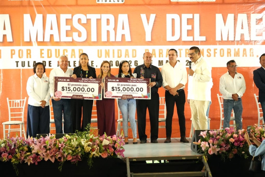 Celebran a maestras y maestros de la región Tula-Tepeji con llamado a la unidad