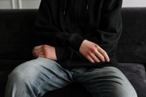 La dependencia emocional es un fen&oacute;meno que afecta a un n&uacute;mero significativo de la sociedad
